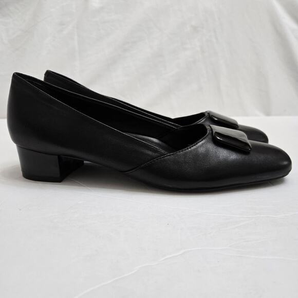 NWOB Trotters Delse Black Leather Low Block Heel Pumps, Size 11 Comfort Shoe - Picture 1 of 11